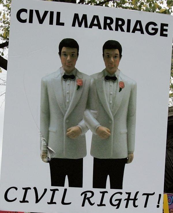People in favor of gay marriage