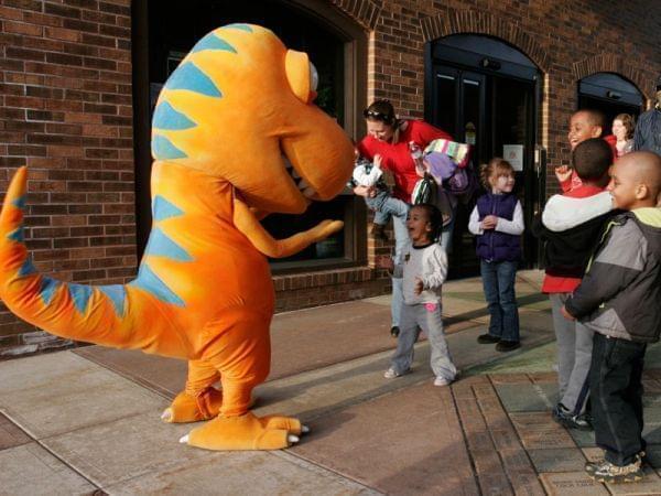 Buddy greets fans at the Parkland Planetarium