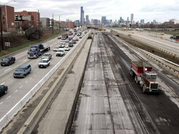 cars driving in Illinois