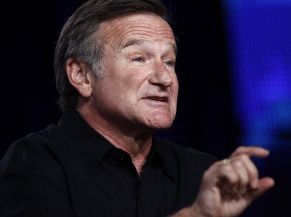 Robin Williams speaks in Pasadena in 2009.