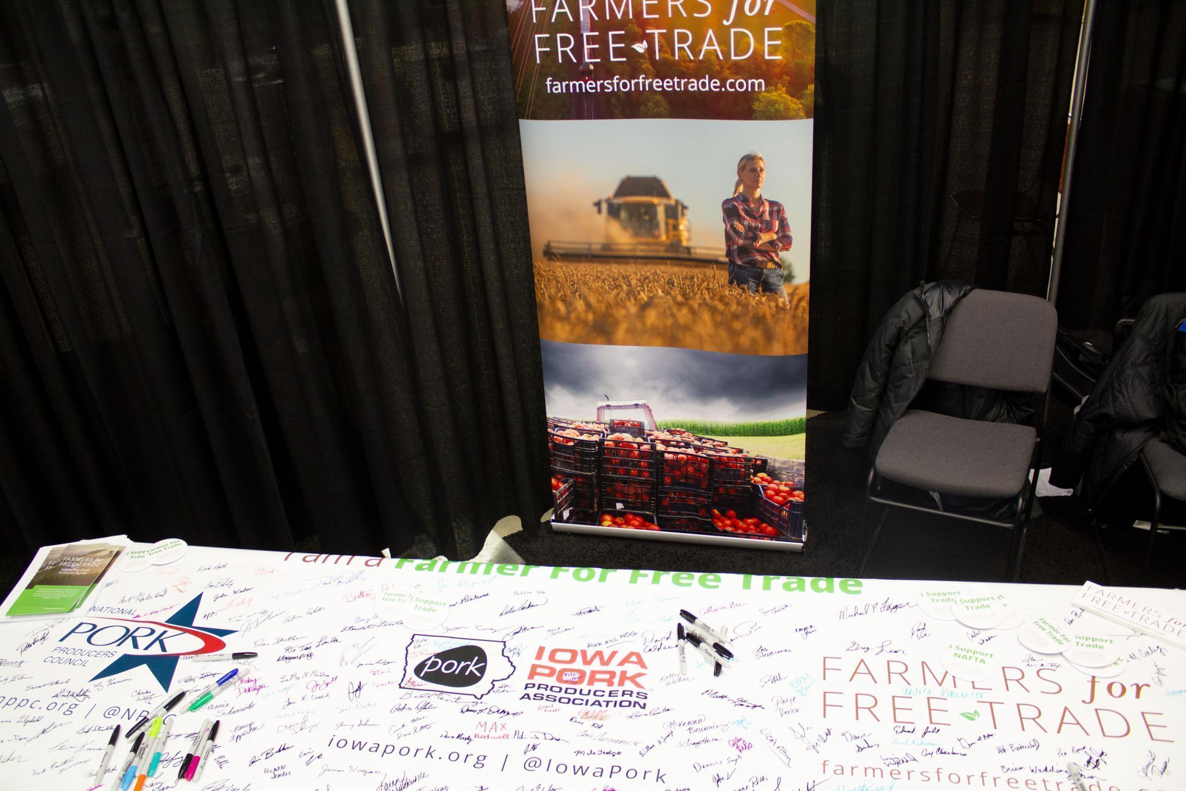 At the 2018 Iowa Pork Congress in Des Moines, Farmers for Free Trade invited farmers to show their support for trade deals.