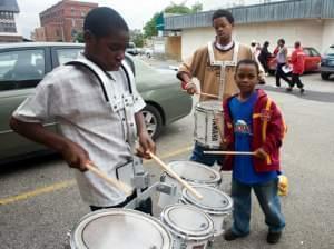 Little ones drumming big
