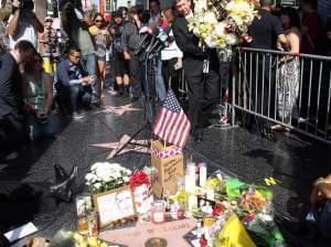 Floral arrangement in memory of Robin Williams along Hollywood Walk of Fame