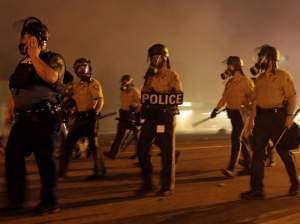 Police fire tear gas in Ferguson