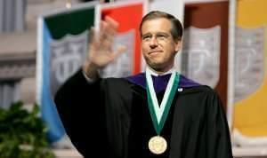 NBC News anchor Brian Williams, waving at graduation ceremonies at Tulane University.