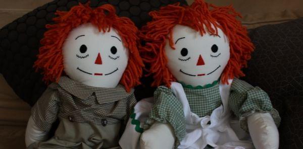 Raggedy Ann and Raggedy Andy dolls. 