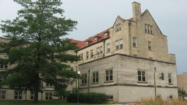 Pemberton Hall, Eastern Illinois University