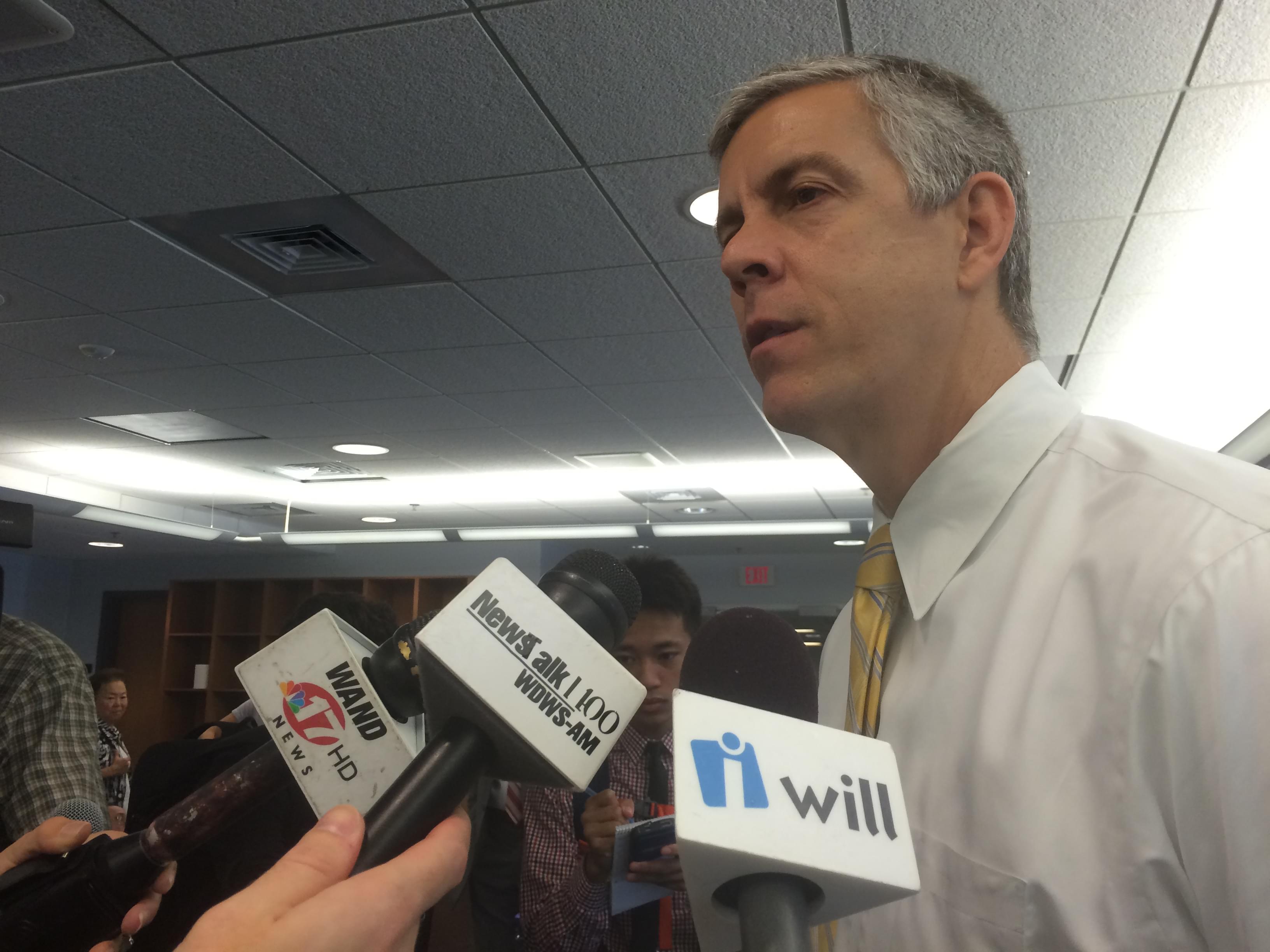 U.S. Secretary of Education Arne Duncan addresses media at the U of I on Wednesday.