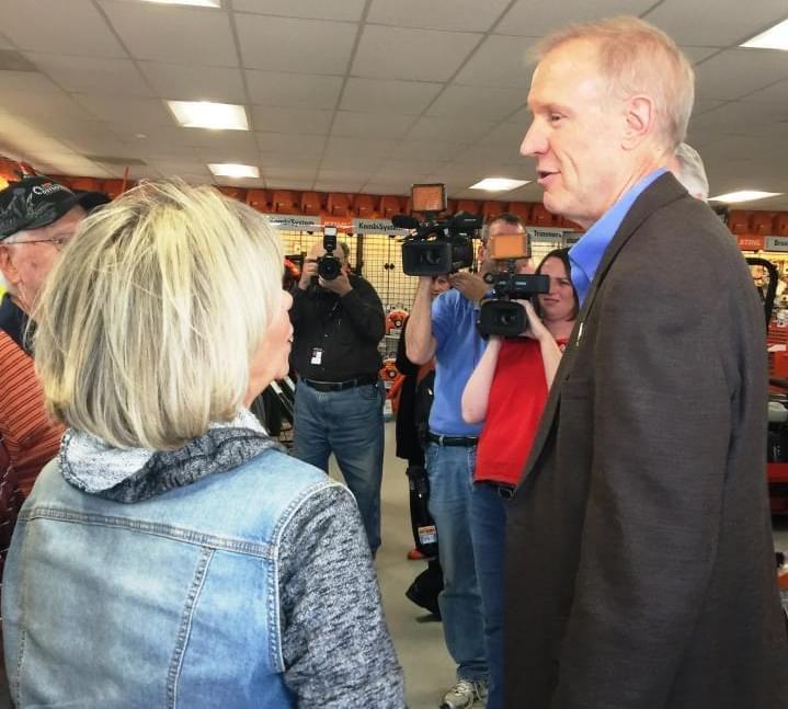 Governor Rauner greets supporters at Nord's Outdoor Power in Bloomington