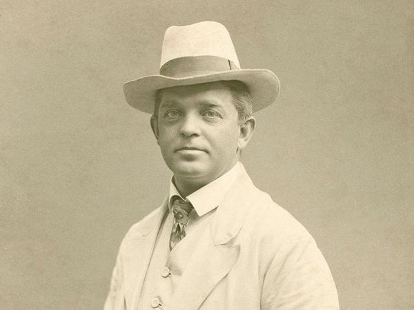 Portrait photo of Danish composer Carl Nielsen