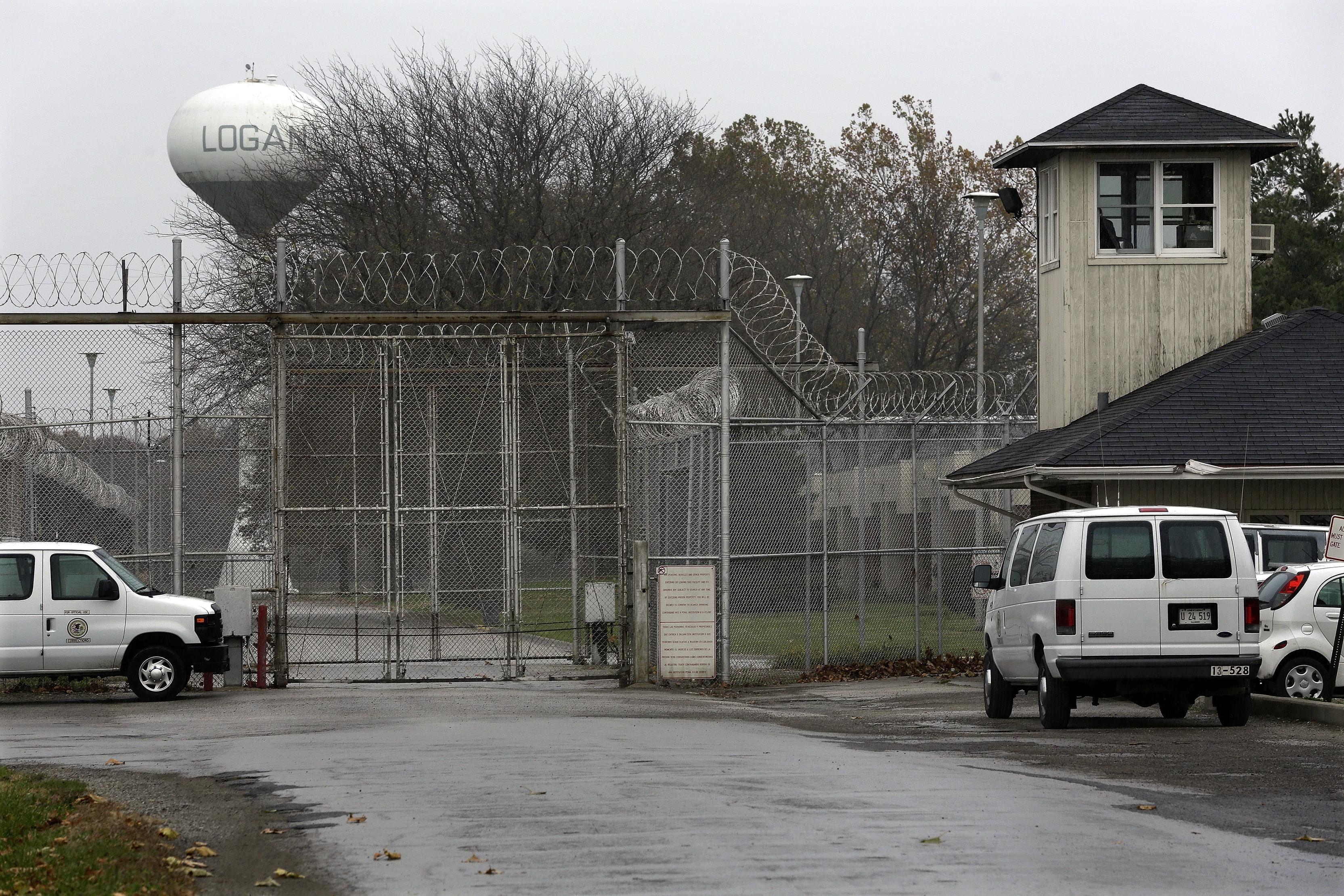 Security fences surround the Logan Correctional Center Friday, Nov. 18, 2016, in Lincoln, Ill