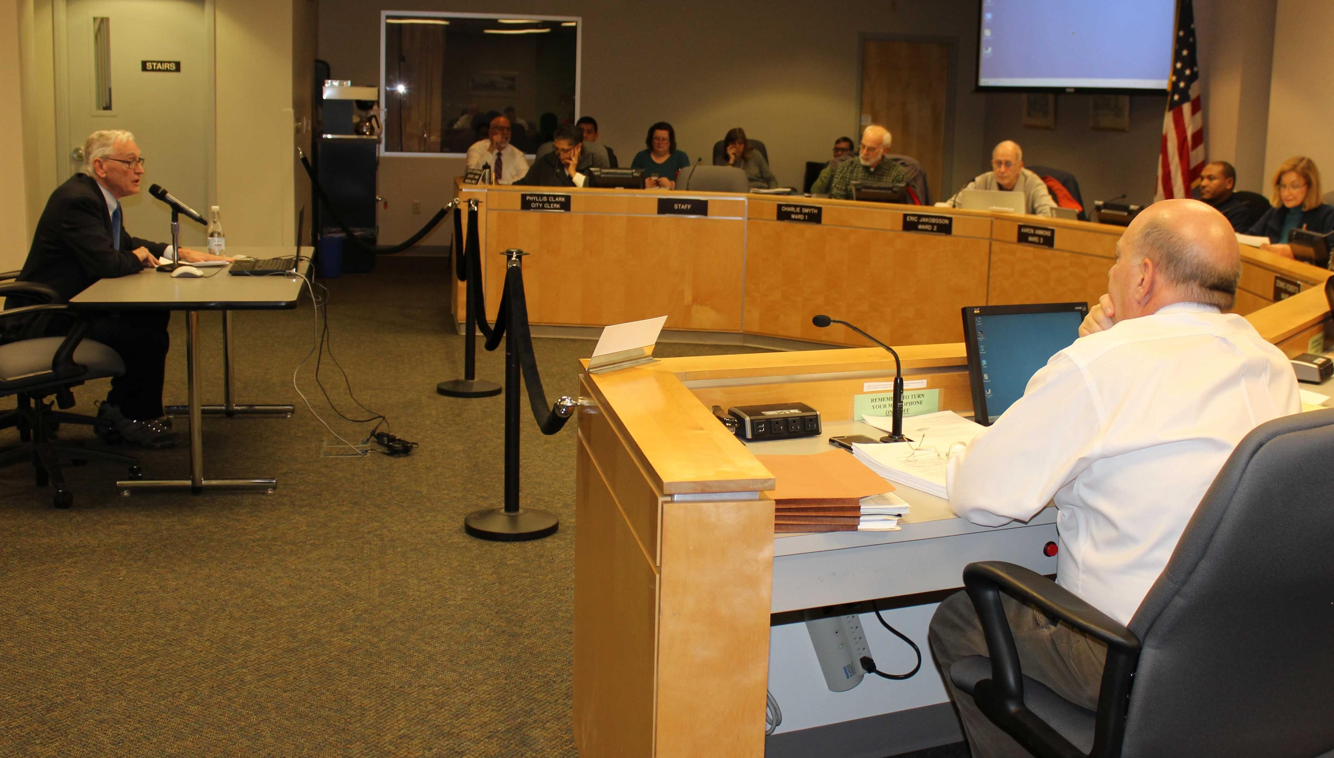 U of I Law Professor Francis Boyle addresses the Urbana City Council Monday night.