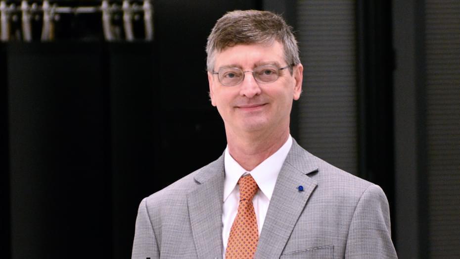 NCSA acting director Bill Gropp.