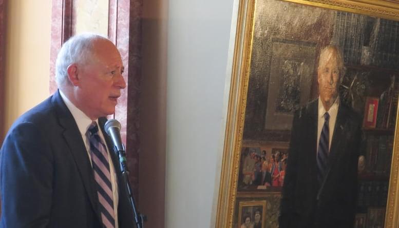 Former governor Pat Quinn spoke to a crowd of supporters and dignitaries Monday after unveiling his portrait in the Illinois Capitol.
