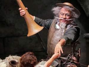 The Lyric Opera of Chicago brings Cervantes’ universally beloved dreamer Don Quixote to the operatic stage.