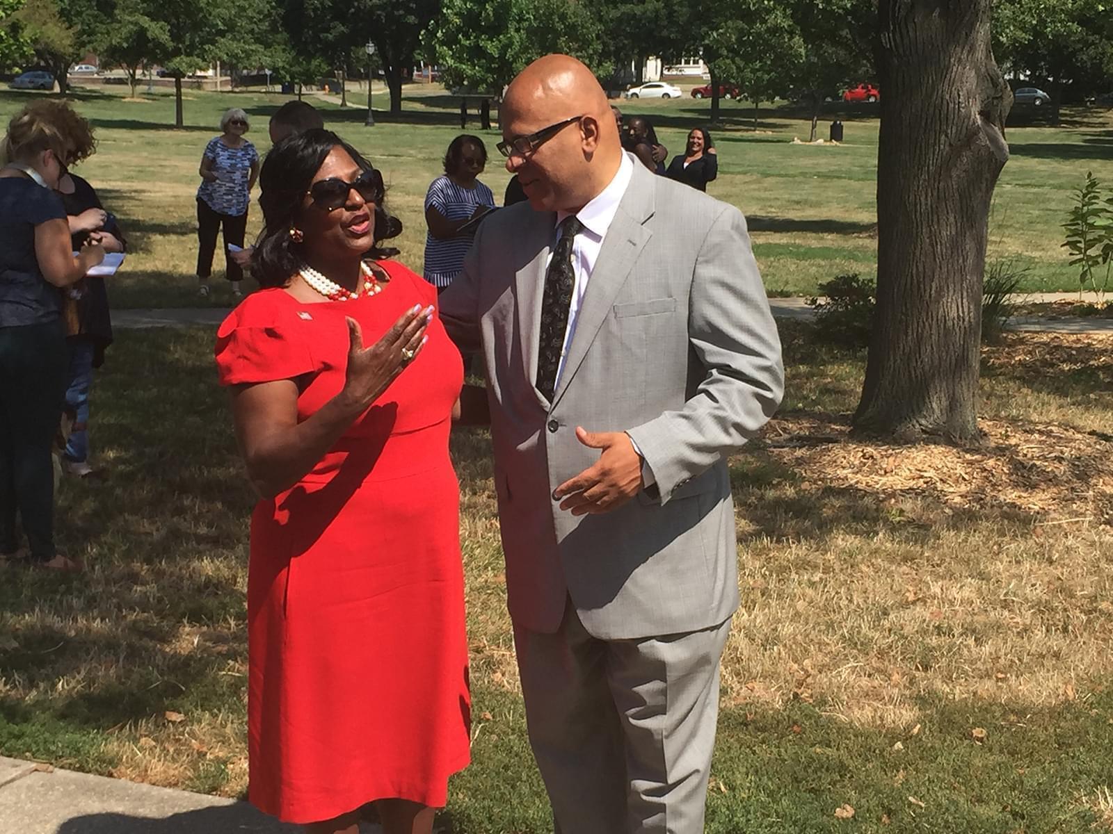 Patricia Avery and Tio Hardiman talking before Avery's official announcement as a Democratic candidate for lieutenant governor.