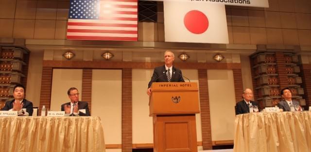 Illinois Gov. Bruce Rauner speaks during the 49th Midwest U.S.-Japan Association Conference on Monday. 