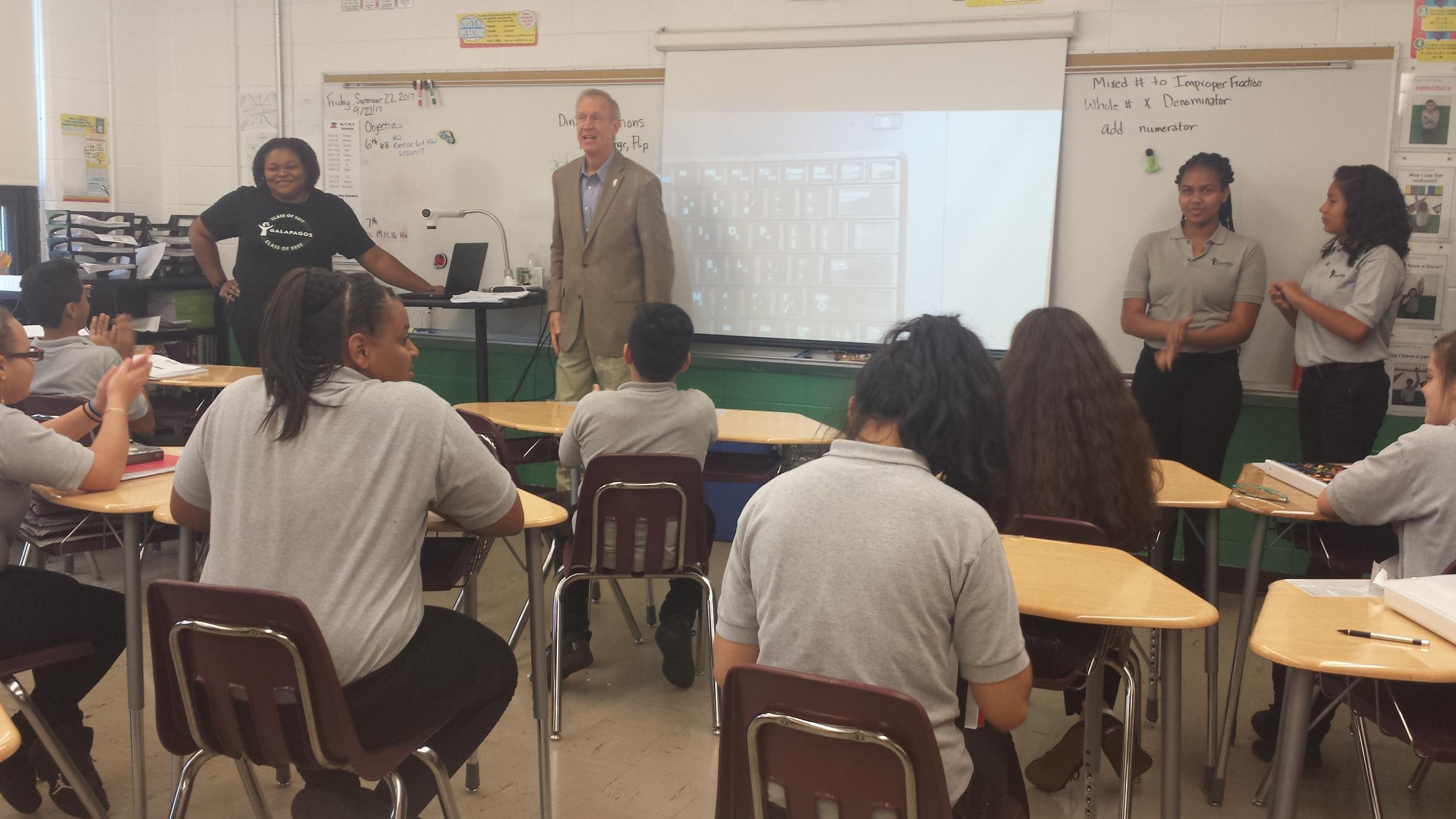Illinois Governor Bruce Rauner takes questions from students at Galapagos Charter School in Rockford on Sept. 25, 2017