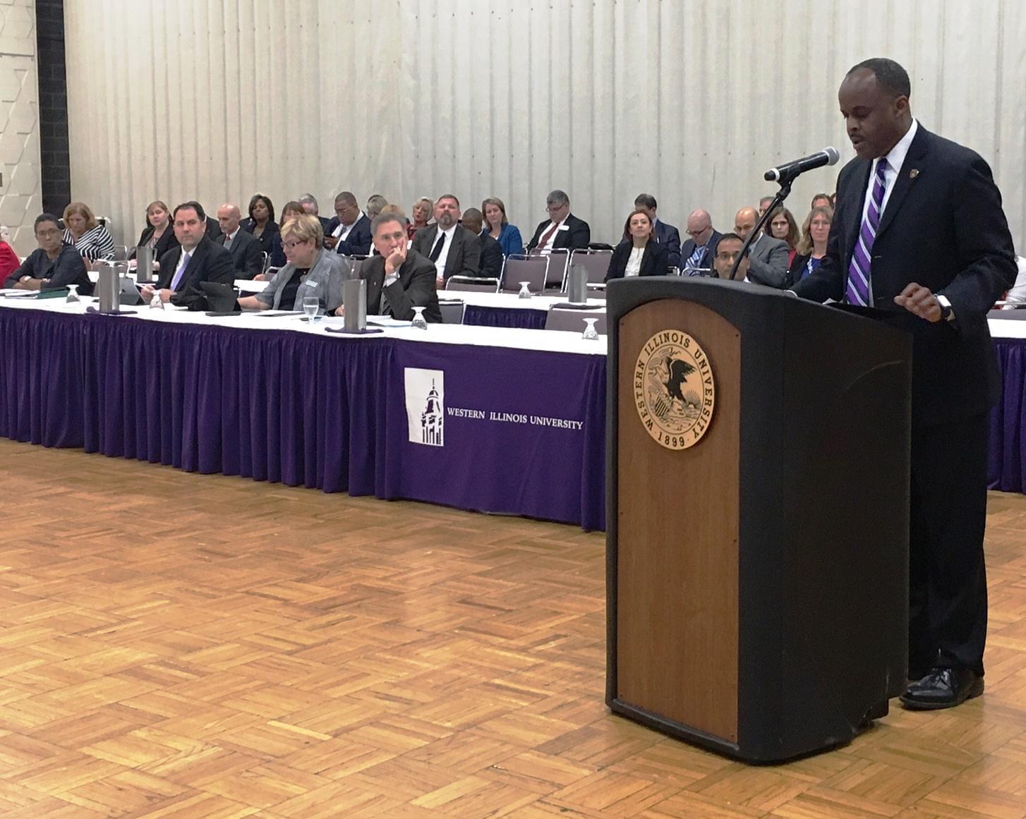 WIU President Jack Thomas speaking at an IBHE meeting in Macomb.