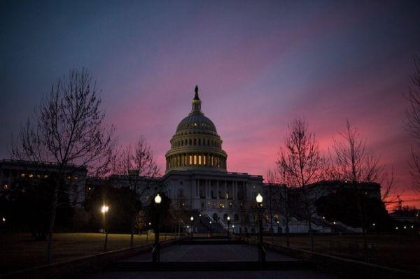 Congress approved a bipartisan budget agreement shortly before sunrise. 