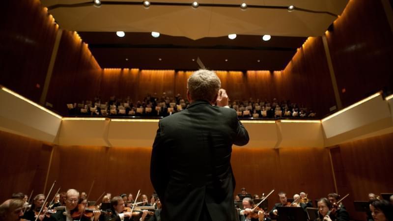 Ian Hobson conducts Sinfonia Da Camera in a 2012 performance of "Elijah" at Krannert Center for the Performing Arts.