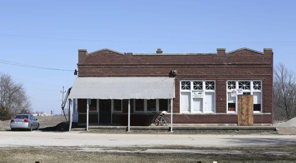 A building that housed Michael Hari's business is seen Wednesday, March 14, 2018, in Clarence, Ill. 