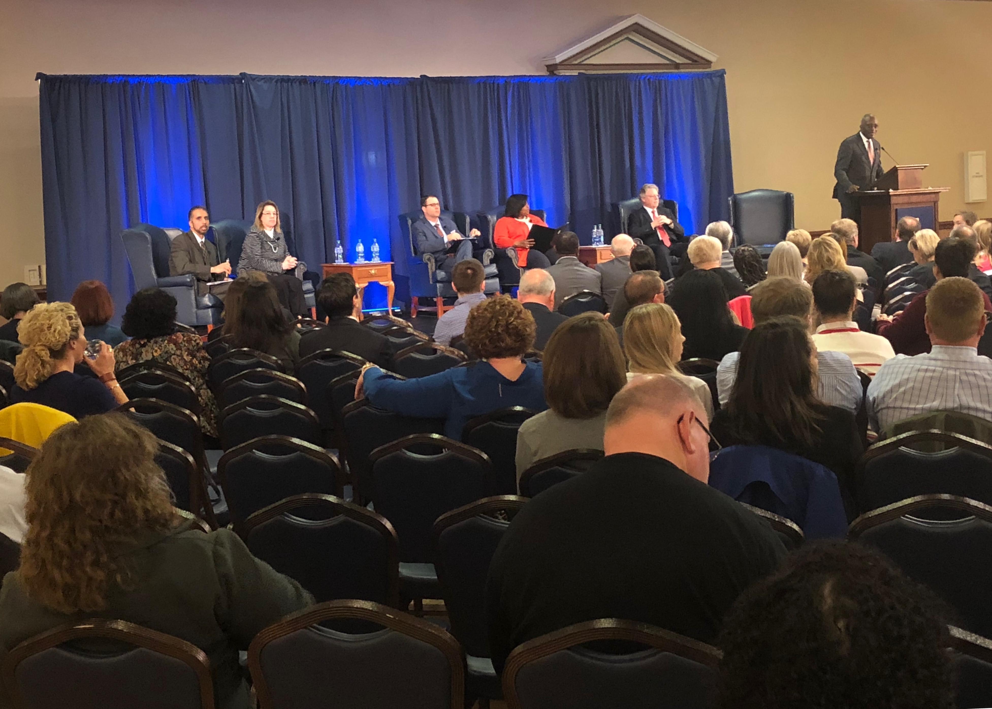 Dean Vikram Amar (Left) moderates a panel conversation about campus issues with (left to right) Interim Vice Chancellor Susan Martinis, Vice Chancellor Barry Benson, Vice Chancellor Danita Brown Young, Provost Andreas Cangellaris, and Chancellor Robe