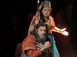 Man and woman performing Nabucco on stage