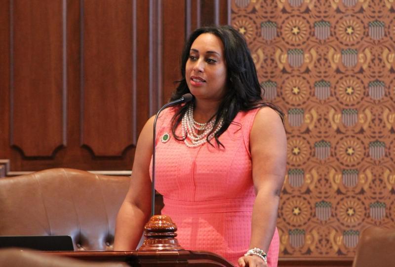 State Sen. Toi Hutchinson, D-Olympia Fields, on the floor of the Illinois Senate in 2017.