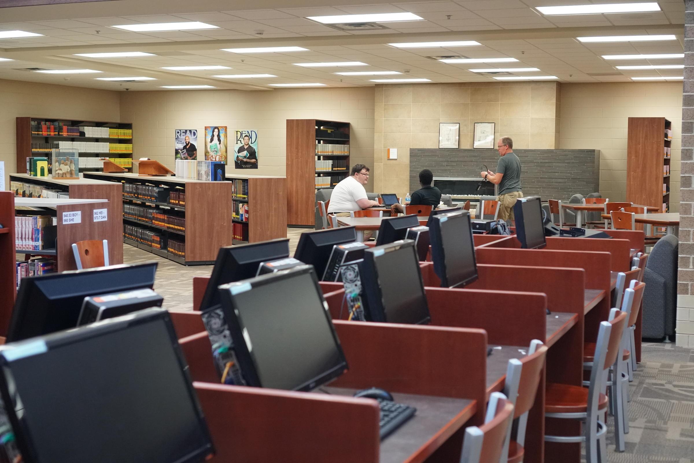 DeKalb High School