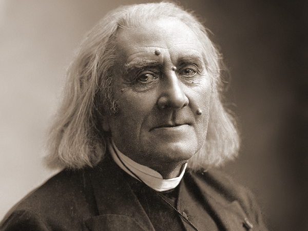 Black and white portrait of Franz Liszt.