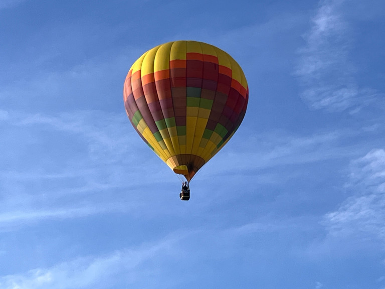 hot air balloon