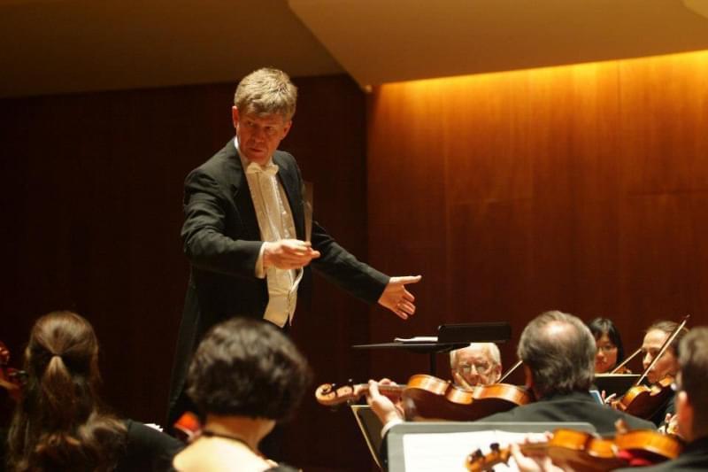Sinfonia da Camera concludes its season Saturday night with performances of Weber, Hindemith and Bartok at Krannert Center for the Performing Arts.