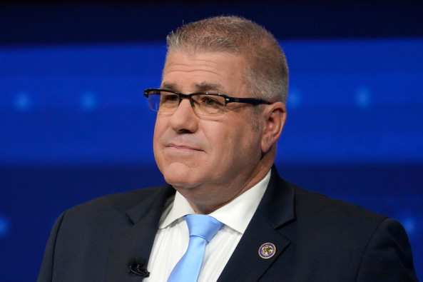  Republican gubernatorial challenger state Sen. Darren Bailey participates in a debate, on Oct. 18, 2022, in Chicago. 