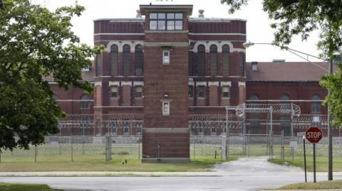 Pontiac Correctional Facility