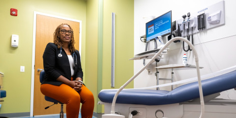 Karie Stewart, a midwife at UI Health on the Near West Side, works at the Mile Square Primary and Immediate Care Center in Chicago’s Auburn Gresham community on Sept. 18, 2023.