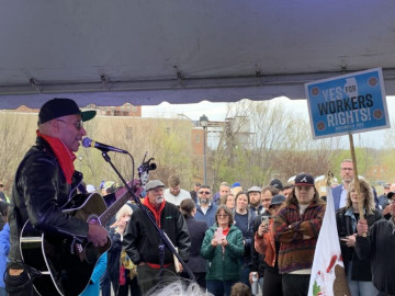 Marseilles native Tom Morello performs on April 28 during the Workers' Memorial Day commemoration in his hometown.